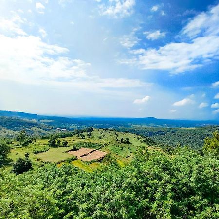 Anand Valley Hotel Panhala Экстерьер фото